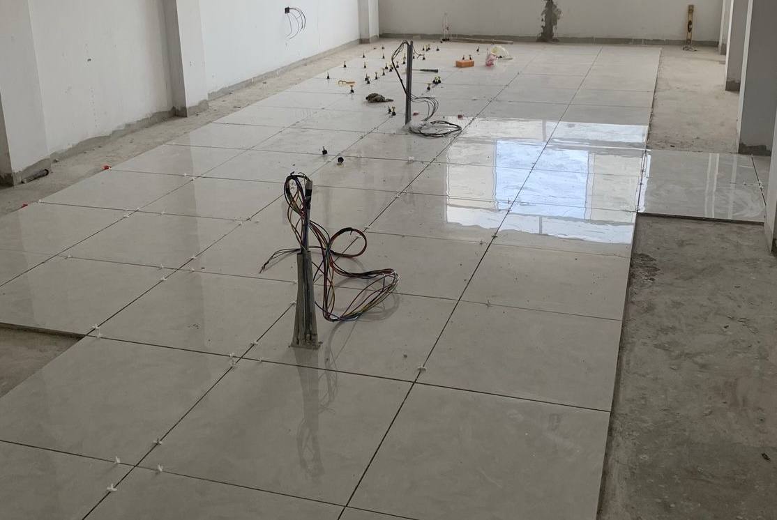 Bedroom floor tiles